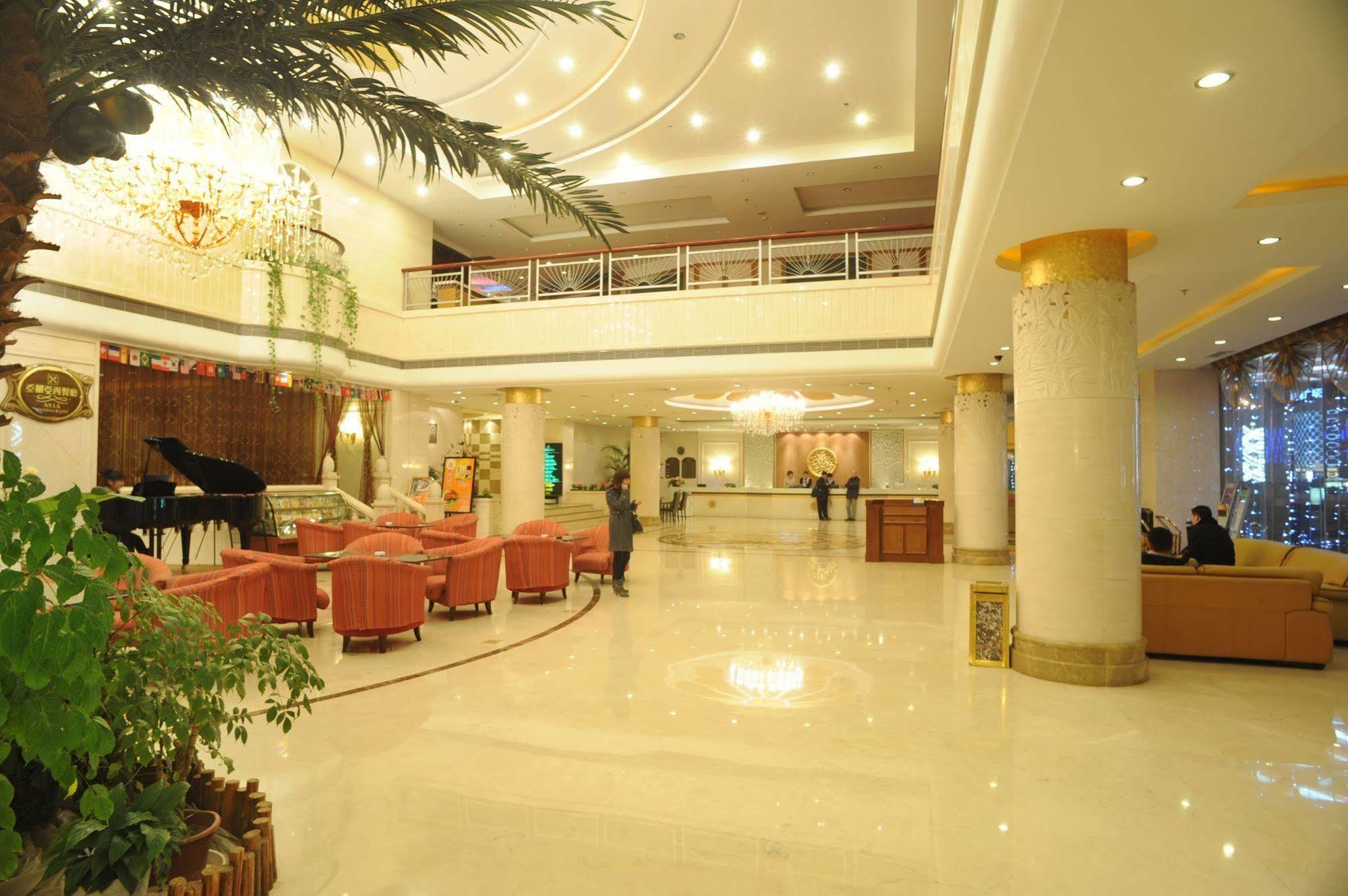 Yantai Asia Hotel Exterior foto
